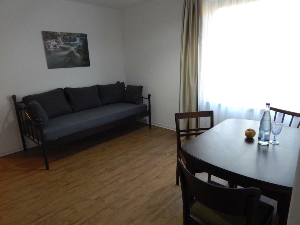 Free Apartment - Bei Den Thermen Bad Urach Εξωτερικό φωτογραφία