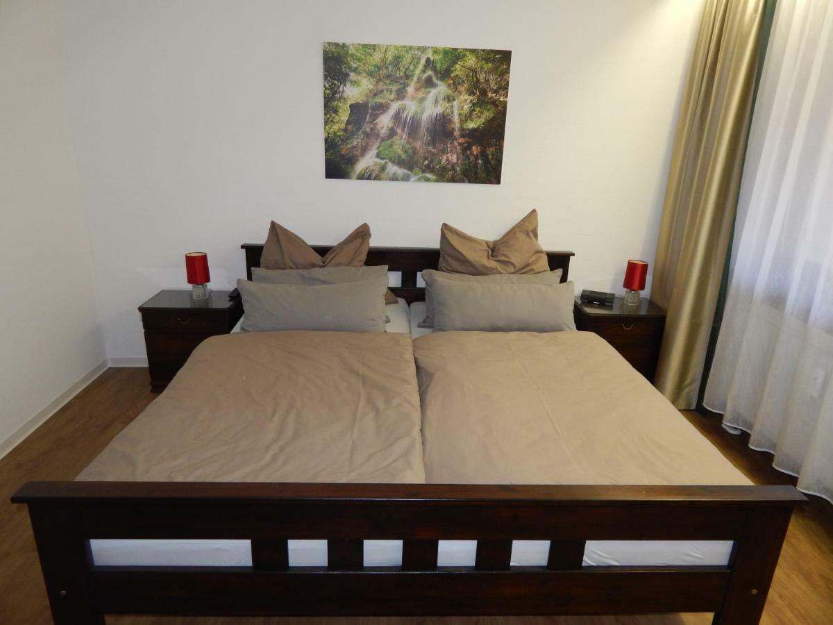 Free Apartment - Bei Den Thermen Bad Urach Εξωτερικό φωτογραφία